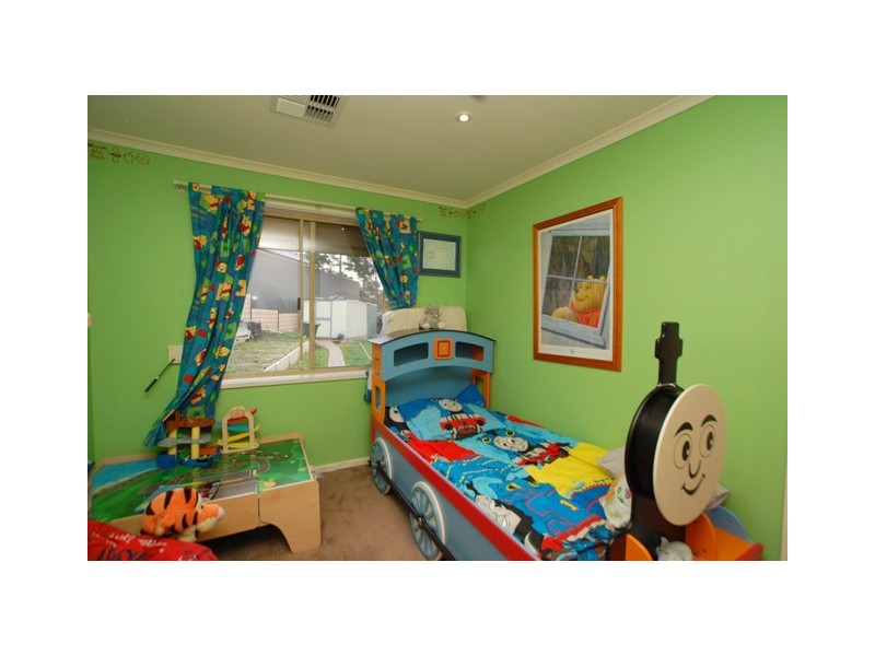 13 Monterey Pine Drive, Aberfoyle Park SA 5159