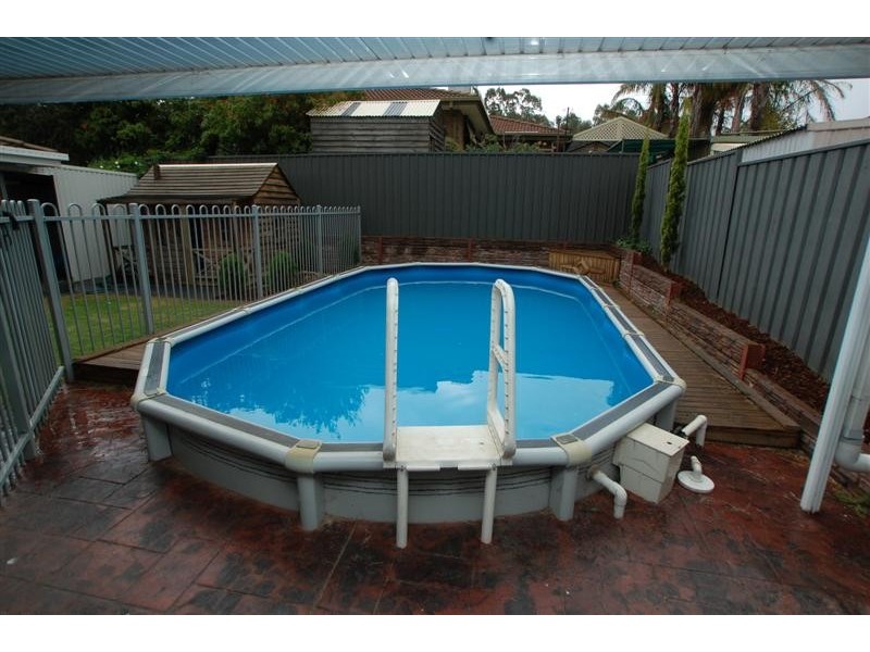 11 Dennis Street, Happy Valley SA 5159