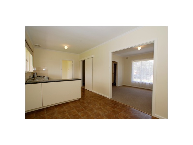 6 Warwick Grove, Morphett Vale SA 5162