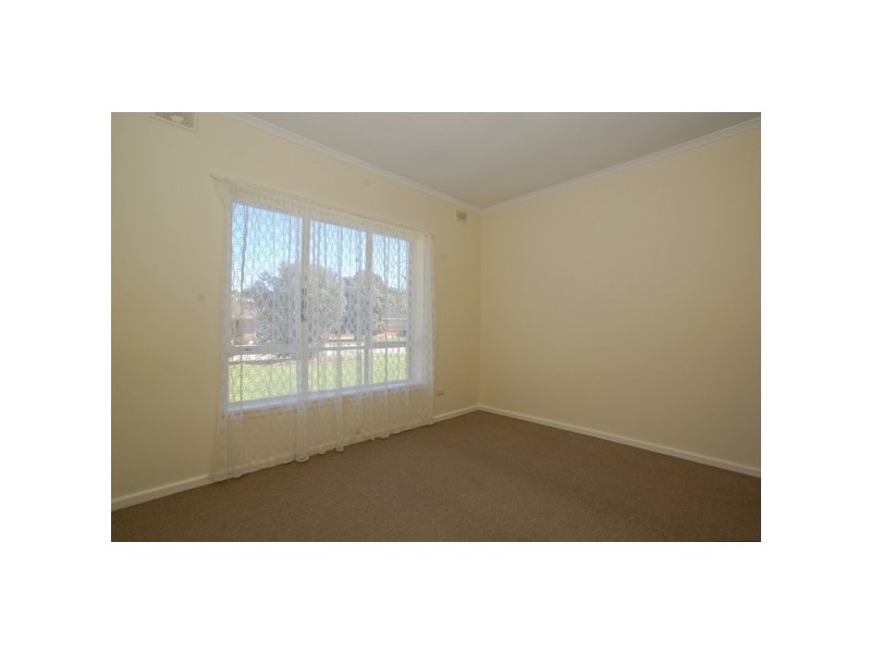 6 Warwick Grove, Morphett Vale SA 5162