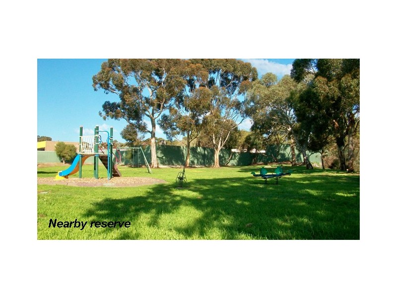 6 Warwick Grove, Morphett Vale SA 5162