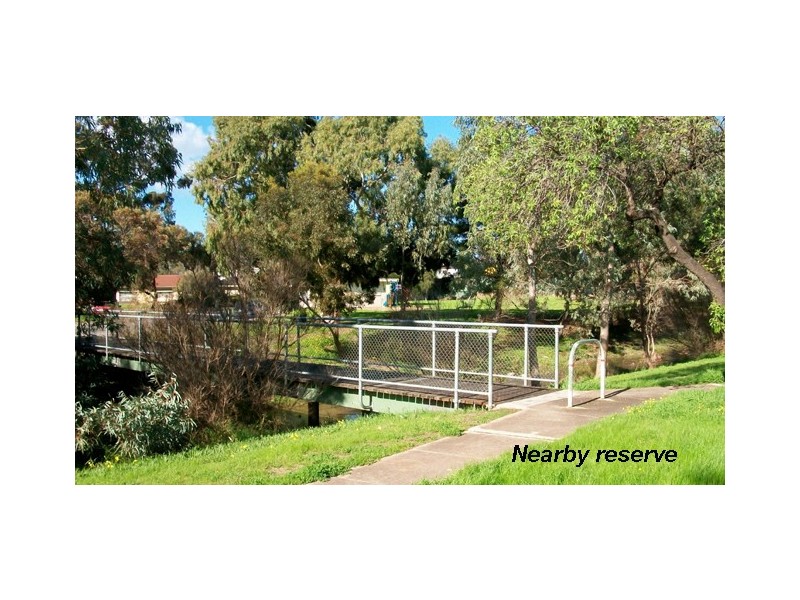 6 Warwick Grove, Morphett Vale SA 5162