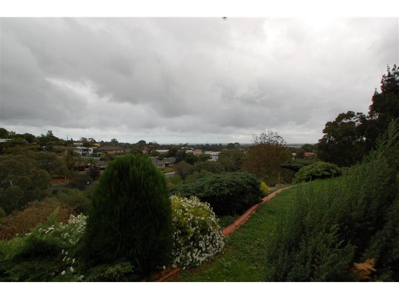 1 Elly Court, Darlington SA 5047