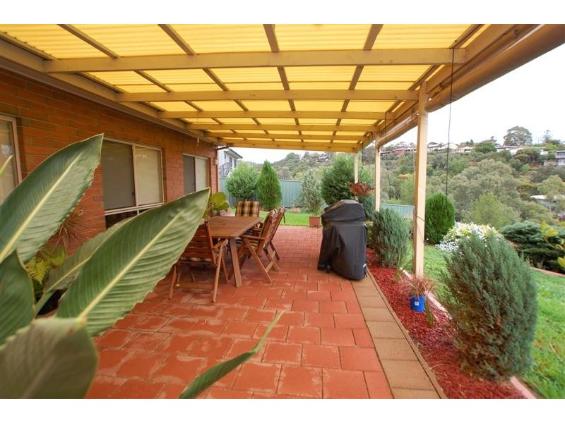 1 Elly Court, Darlington SA 5047