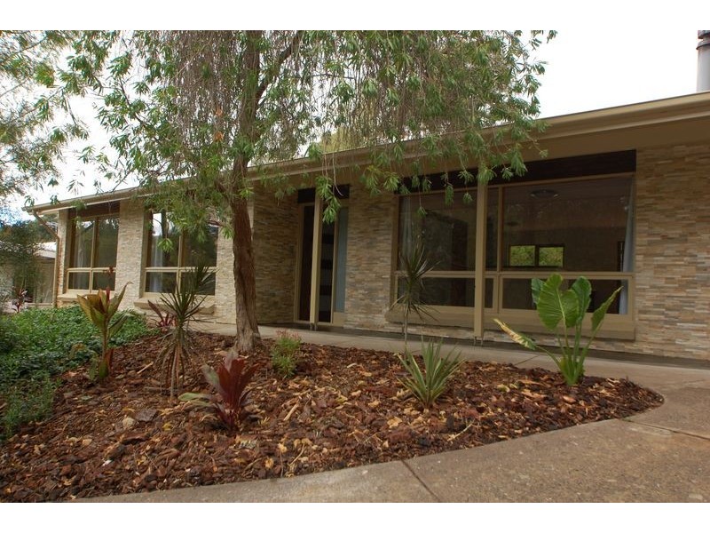 3 Grants Gully Road, Clarendon SA 5157
