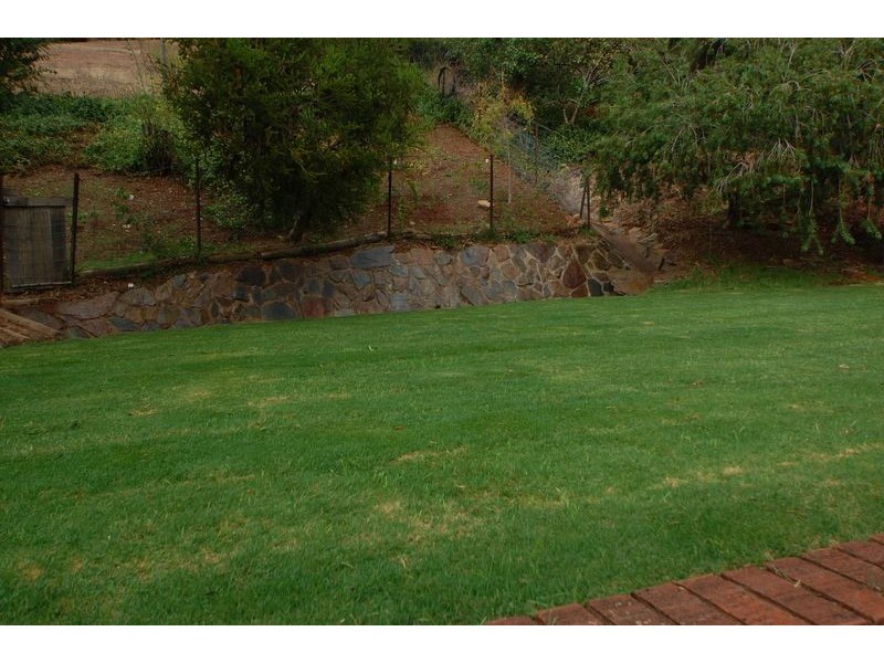 3 Grants Gully Road, Clarendon SA 5157