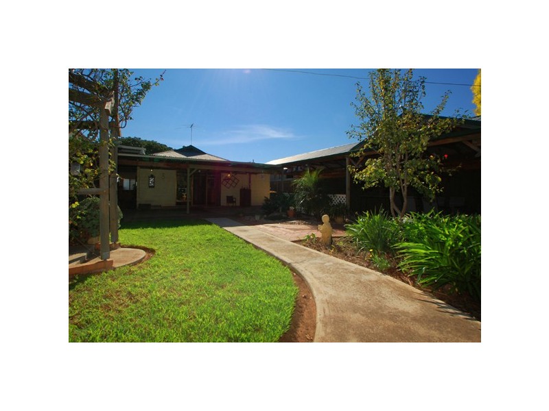 2 Carnarvon Parade, West Croydon SA 5008