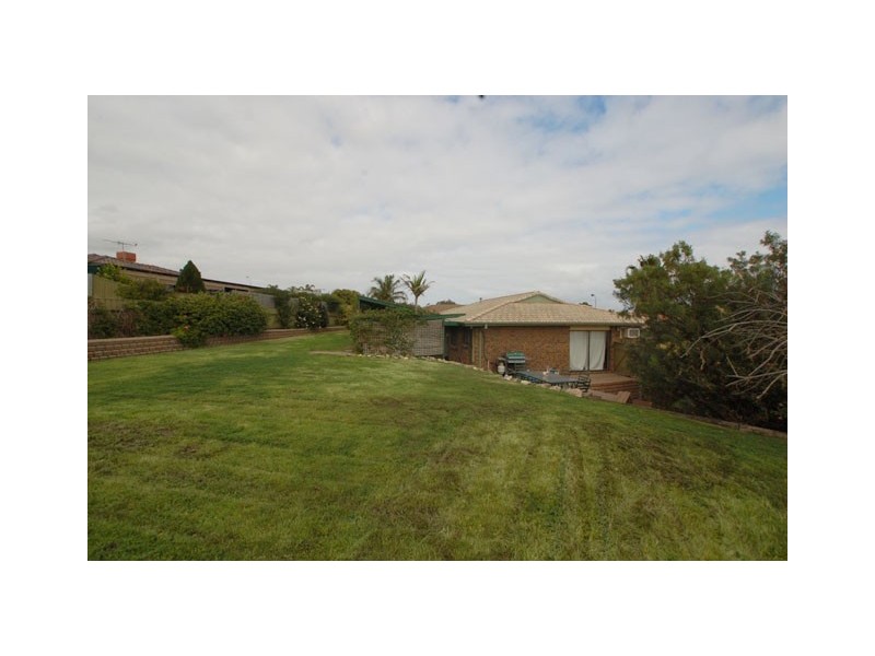 5 Santana Court, Hallett Cove SA 5158