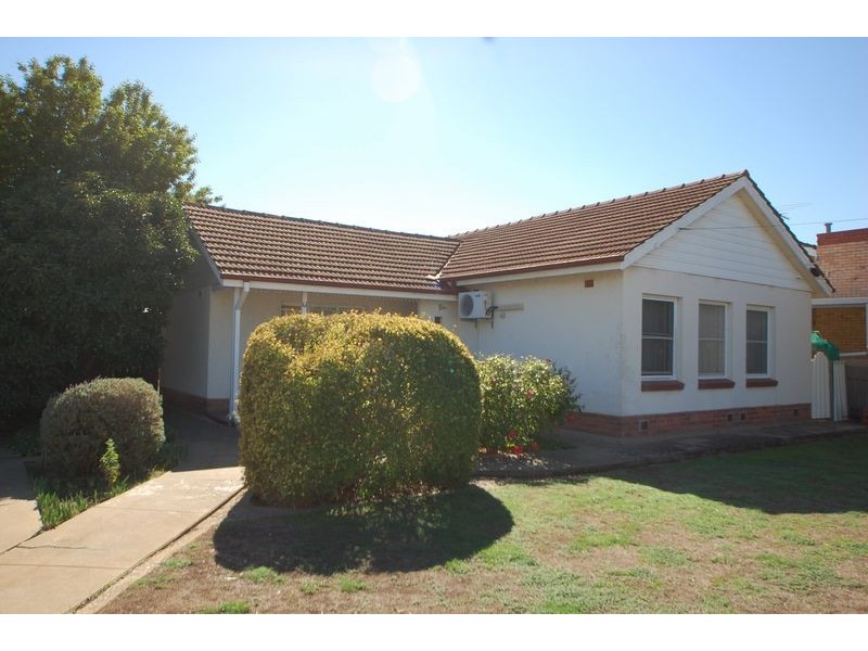 61 Weroona Ave, Park Holme SA 5043