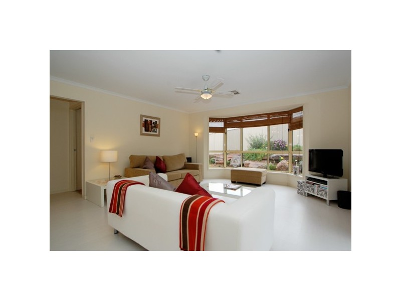 2 Noosa Court, Seaford Rise SA 5169