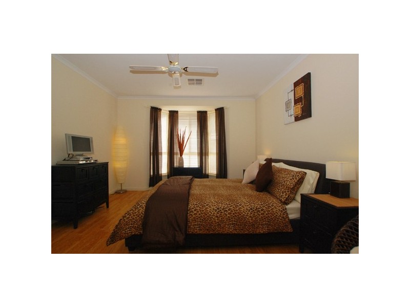 2 Noosa Court, Seaford Rise SA 5169