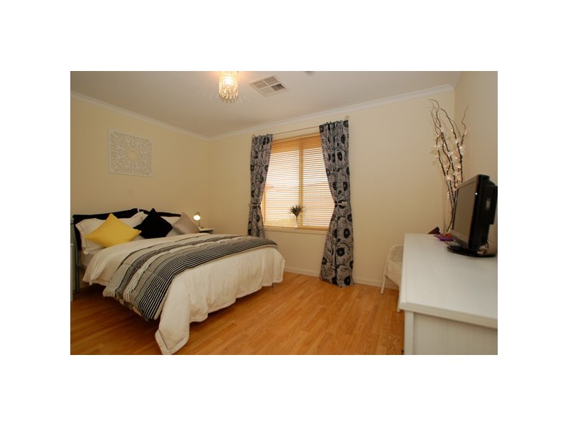 2 Noosa Court, Seaford Rise SA 5169