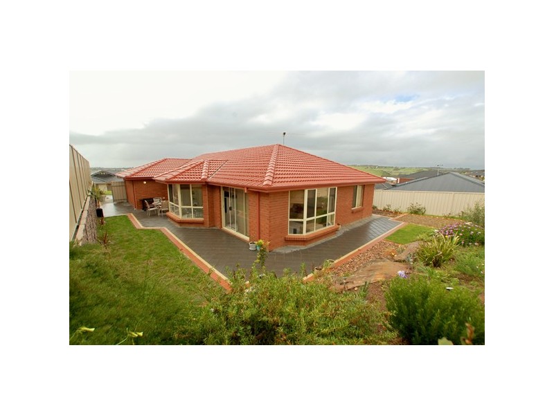 2 Noosa Court, Seaford Rise SA 5169