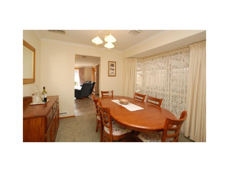 21  Nicholas Walk, Aberfoyle Park SA 5159
