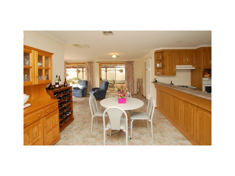 21  Nicholas Walk, Aberfoyle Park SA 5159