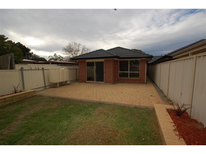 8 Johnstone Road, Oaklands Park SA 5046