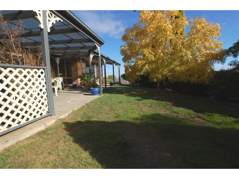 8 Willow Way, Aberfoyle Park SA 5159