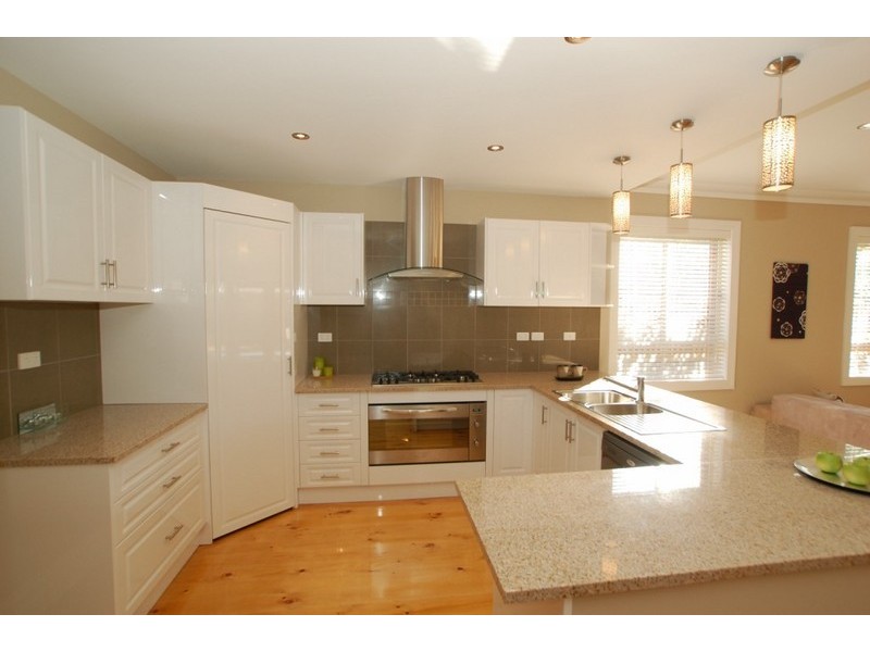 57 Somerset Ave, Cumberland Park SA 5041