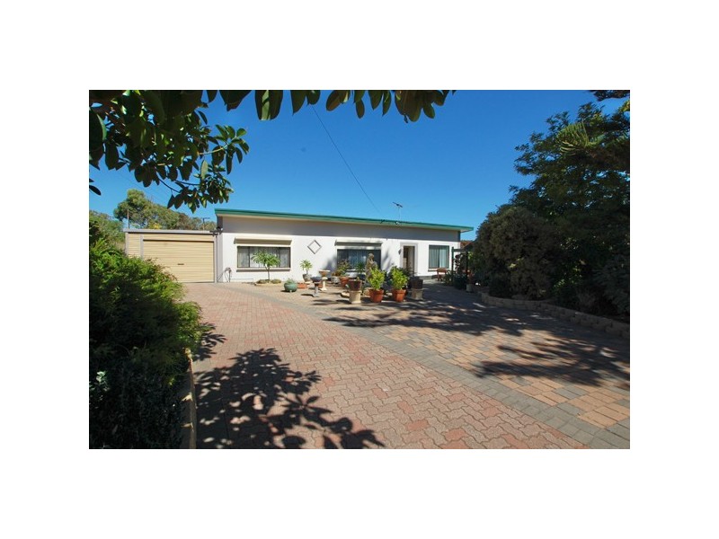 Six Hinton Street, Port Noarlunga SA 5167