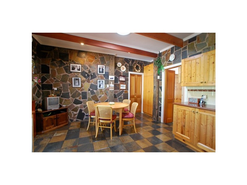 Six Hinton Street, Port Noarlunga SA 5167