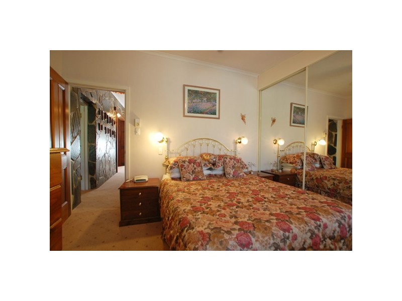 Six Hinton Street, Port Noarlunga SA 5167