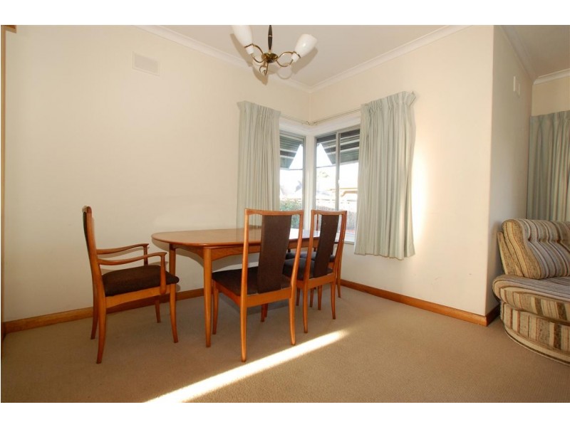 10 Washington Crescent, Findon SA 5023