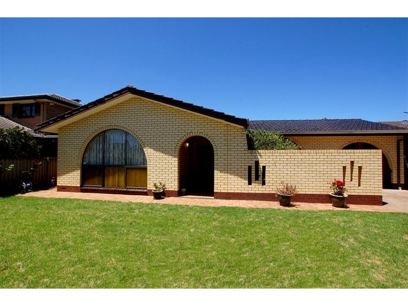 34 Masters Ave, Marion SA 5043