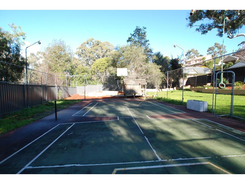 2 Kestral Walk, Flagstaff Hill SA 5159
