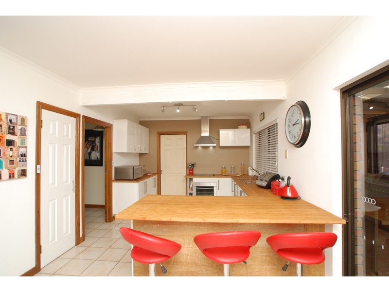 2 Kestral Walk, Flagstaff Hill SA 5159