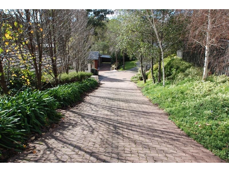 2 Kestral Walk, Flagstaff Hill SA 5159