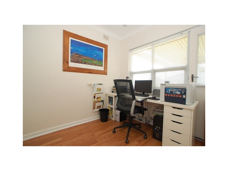 23 Kenihans Road, Happy Valley SA 5159