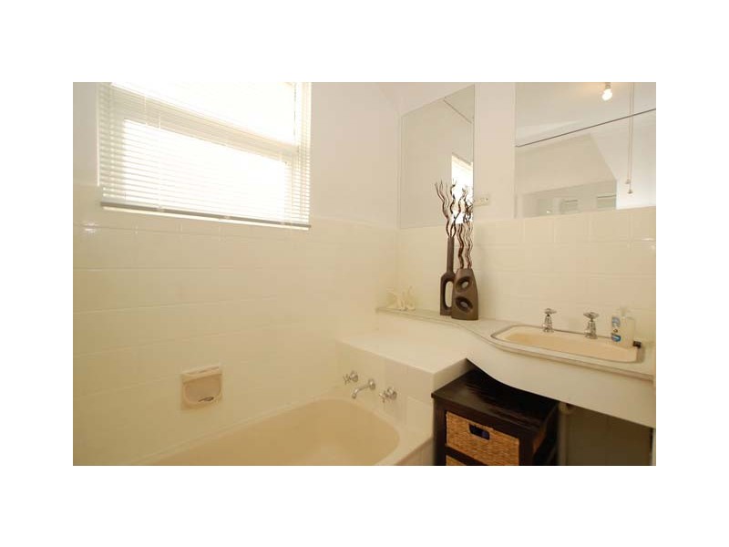 23 Kenihans Road, Happy Valley SA 5159