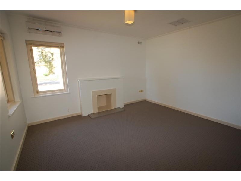 7 Rosslyn Street, Clovelly Park SA 5042