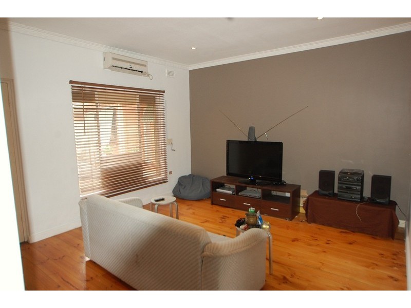 5, 635-637 South Road, Black Forest SA 5035