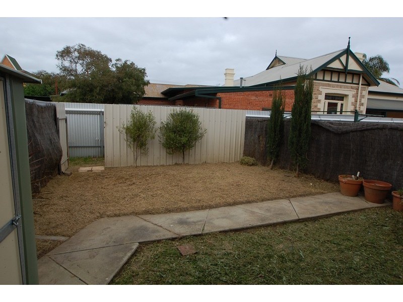 5, 635-637 South Road, Black Forest SA 5035