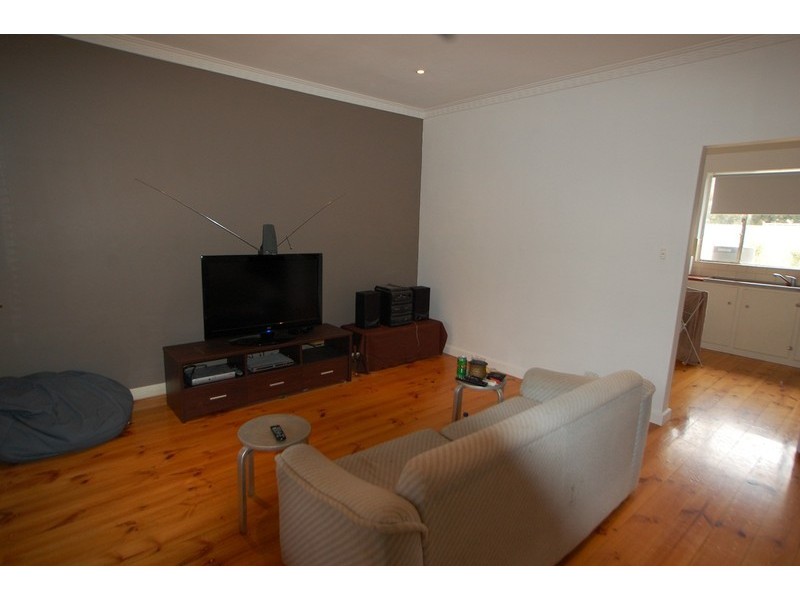 5, 635-637 South Road, Black Forest SA 5035