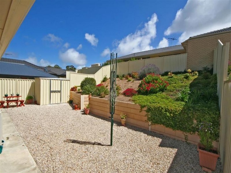 32 New York Road, Aberfoyle Park SA 5159