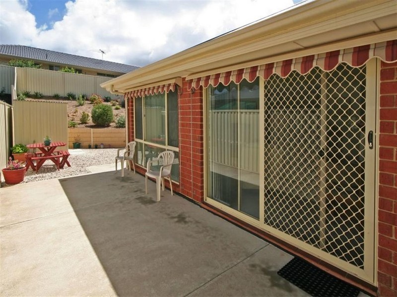 32 New York Road, Aberfoyle Park SA 5159