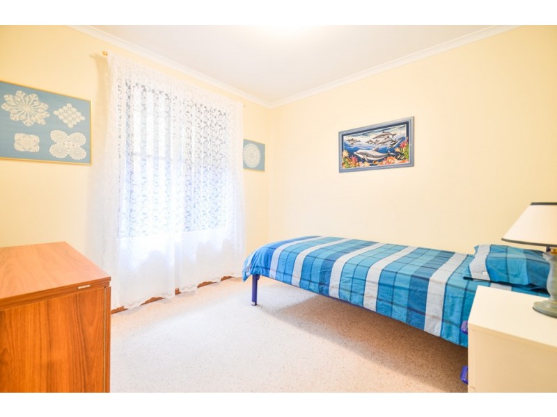 24 Woodlea Drive, Aberfoyle Park SA 5159