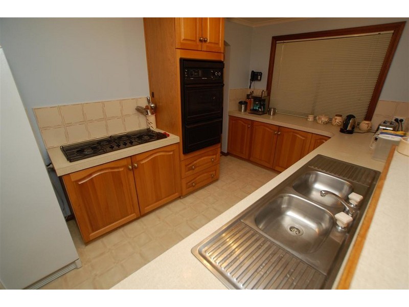 2 Lila Court, Aberfoyle Park SA 5159