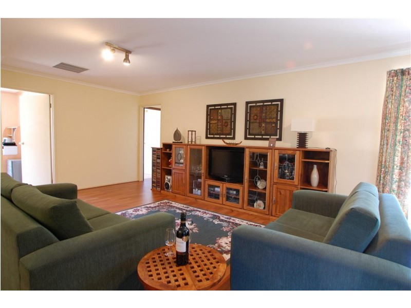 2 St Vincent Close, Aberfoyle Park SA 5159