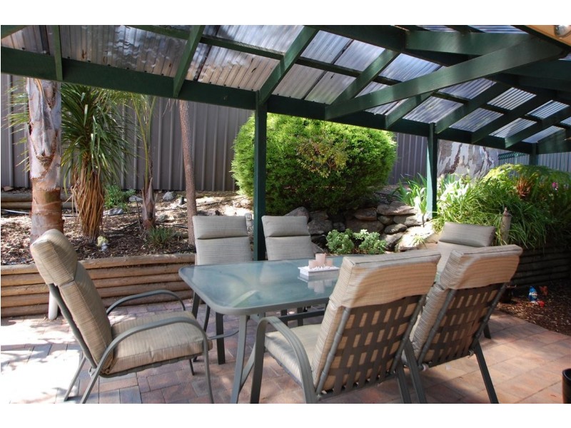 2 St Vincent Close, Aberfoyle Park SA 5159