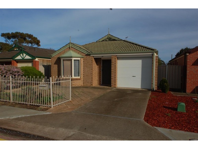 39 McInerney Avenue, Mitchell Park SA 5043