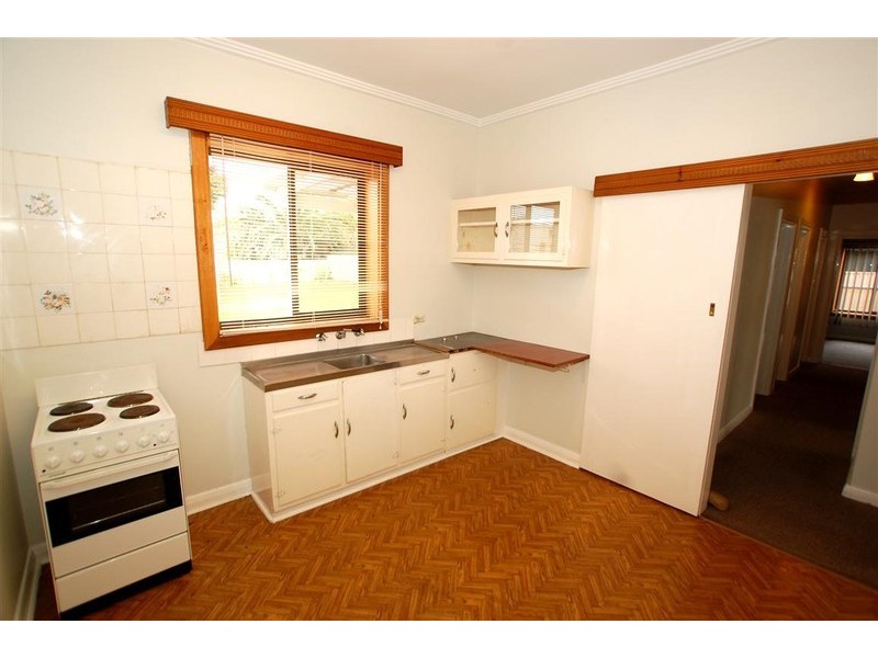 77 Thomas Street, South Plympton SA 5038