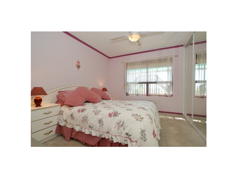 3 Minnipa Drive, Hallett Cove SA 5158