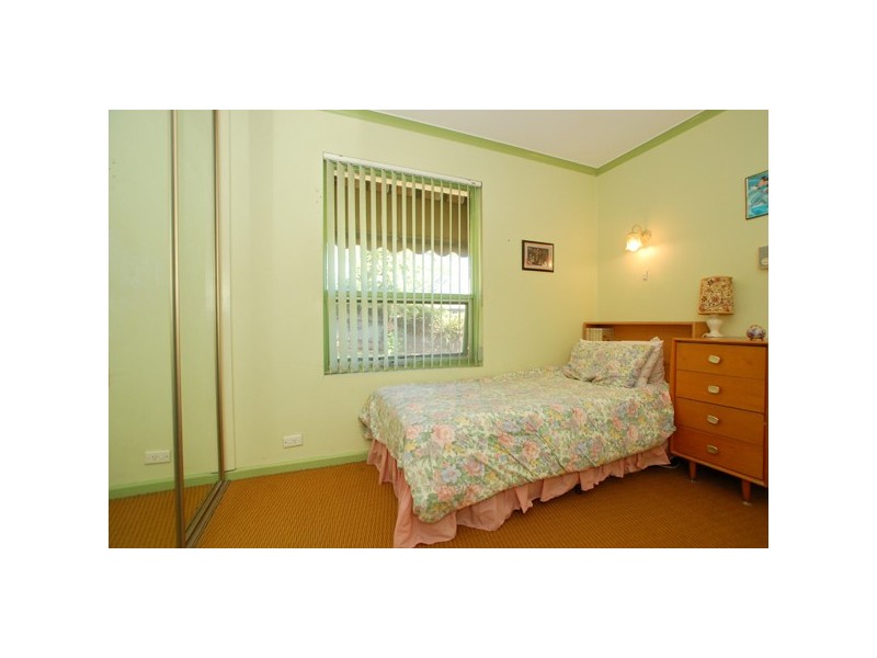 3 Minnipa Drive, Hallett Cove SA 5158