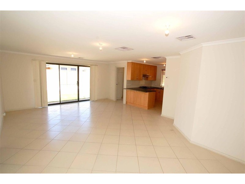 28 Sixth Avenue, Ascot Park SA 5043