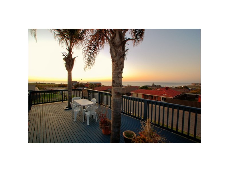 10 Southsea Way, Moana SA 5169