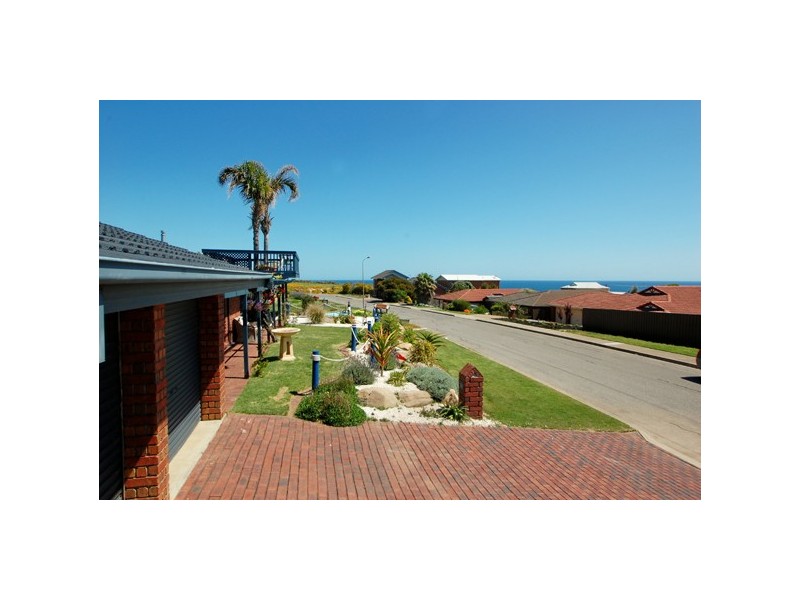 10 Southsea Way, Moana SA 5169