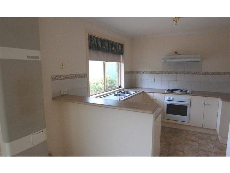 14  Gem St, Aberfoyle Park SA 5159